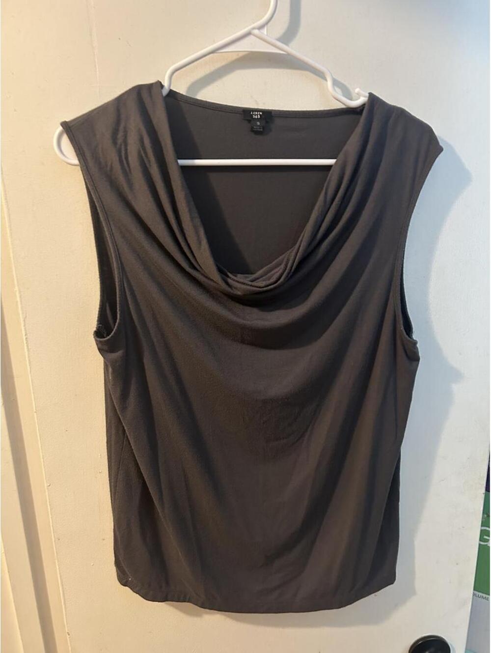 J.Crew 365 gray cowl neck, sleeveless classic top in a S